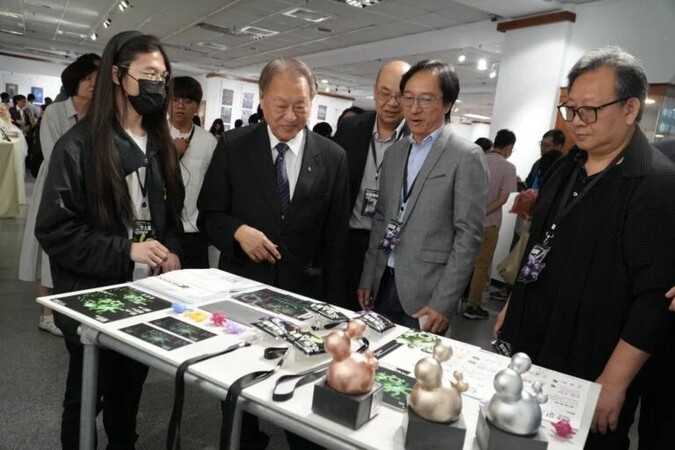 正修視傳畢展《變態LAB》登場　200件海報＋跨域創作一次看圖片