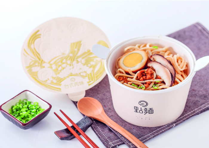 點麵–創意泡麵包裝設計｜榮獲金點新秀 , A+ , 青春設計圖片